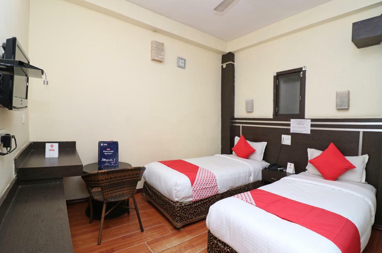 Oyo 22034 Hotel Kanisshk International Rourkela Exteriör bild