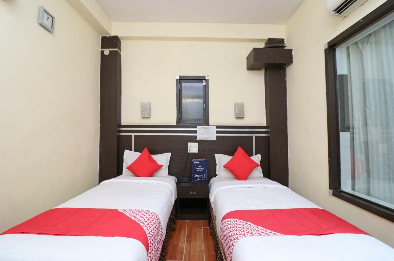 Oyo 22034 Hotel Kanisshk International Rourkela Exteriör bild