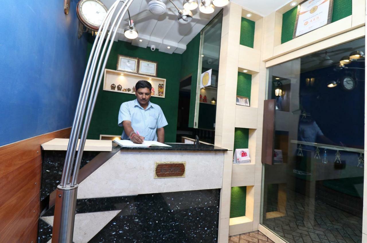 Oyo 22034 Hotel Kanisshk International Rourkela Exteriör bild